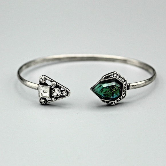 Crystal cuff bracelet - Picture 2 of 5